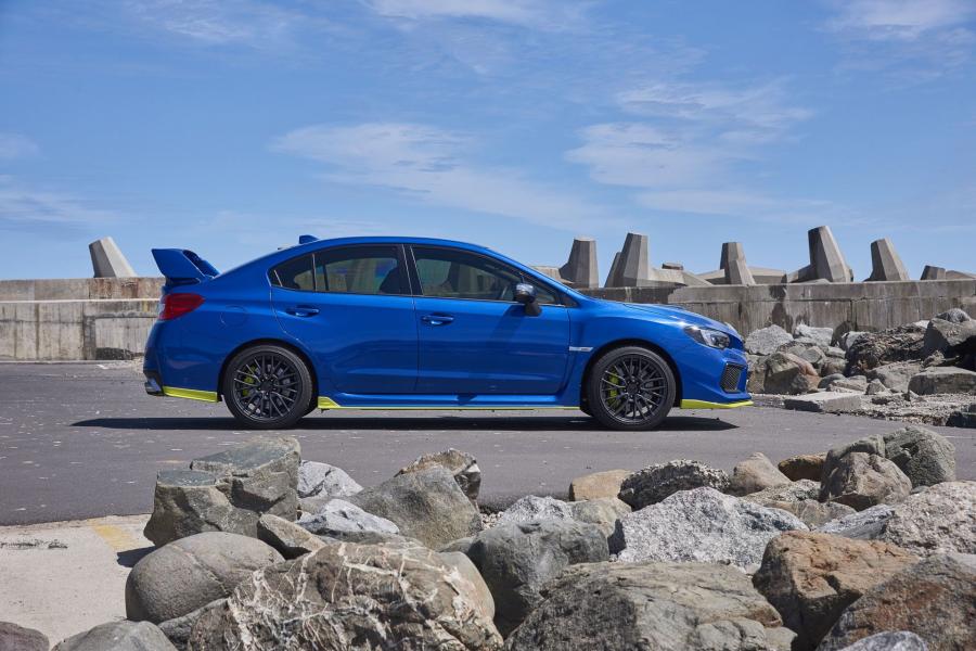  Subaru WRX STI Diamond Edition 2018 года  (ZA) (фото 26 из 58)